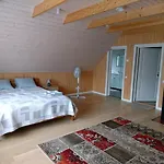 Roenne Majutus Guest house